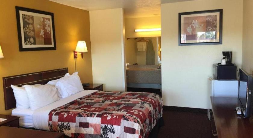 Americas Best Value Inn - Batesville Ngoại thất bức ảnh